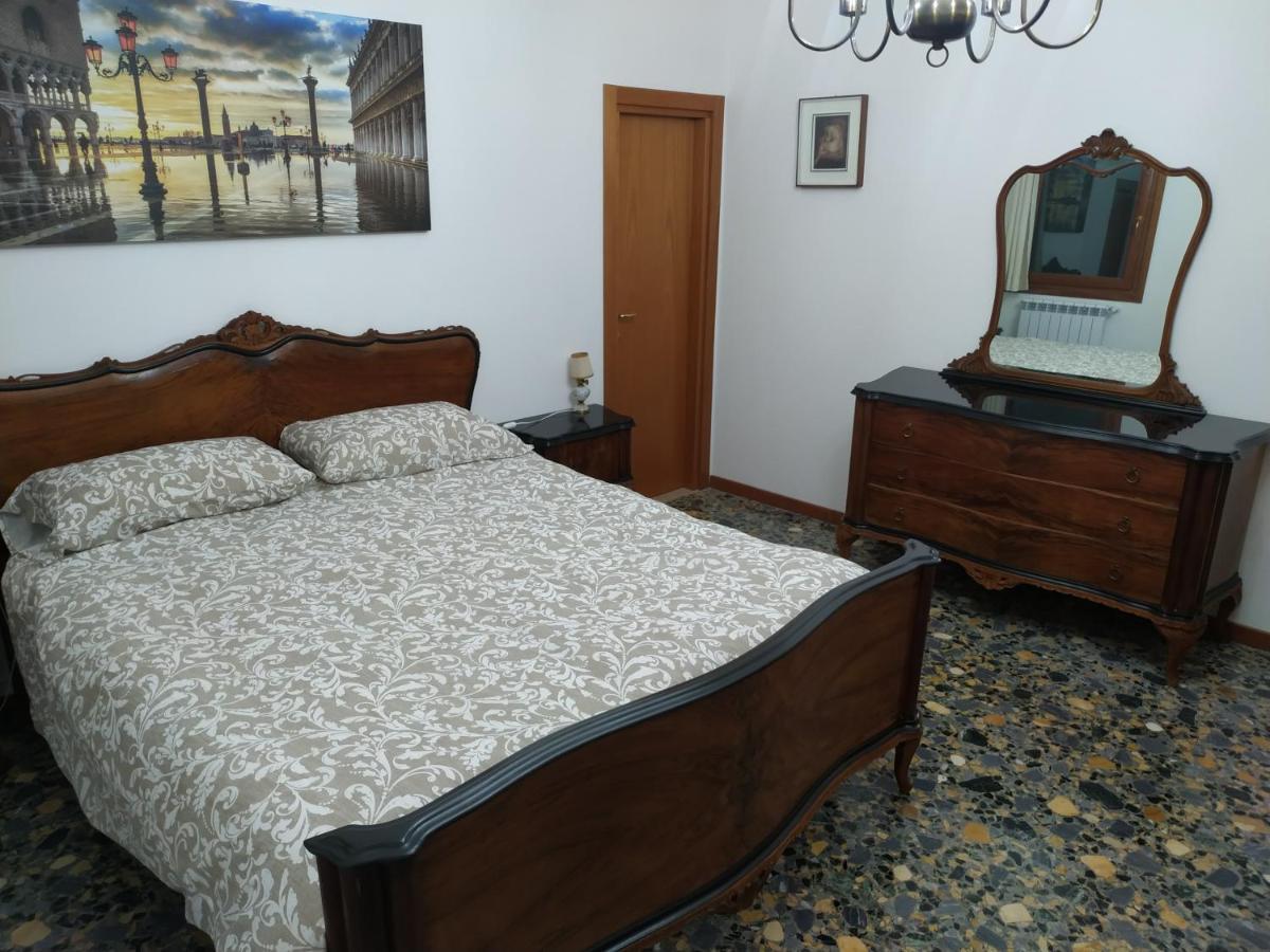 Guizzo Apartment Venezia ภายนอก รูปภาพ